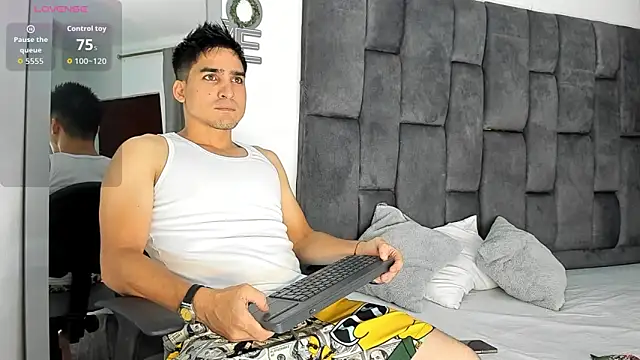 Christopher Harris  online show from 04/15/26, 09:37