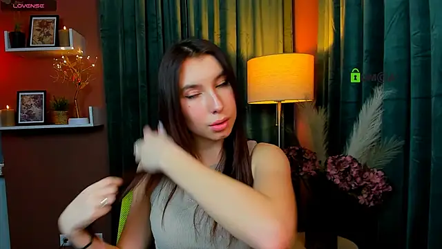 Snapshot of ameliaa_sweet chatting on 04/10/26, 11:48 ameliaa sweet online show from 04/10/26, 11:48