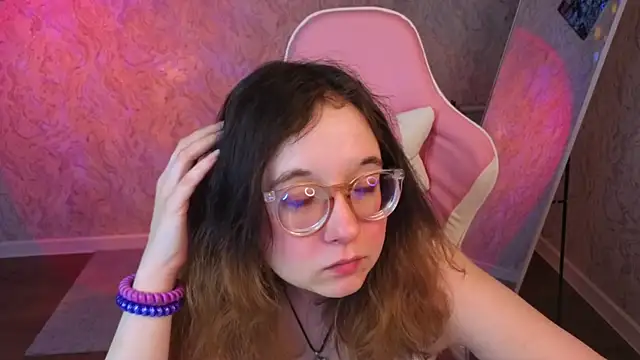 Aleks-caster online show from 03/26/26, 09:04