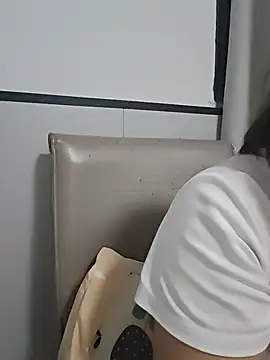 zxc81830 online show from 04/14/26, 01:28