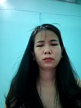 Geelio-playsx24 online show from 05/18/26, 10:04