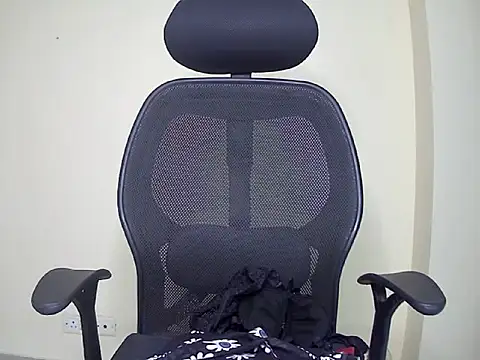 Mitika1 online show from 04/10/26, 04:06