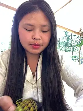 Snapshot of Motminhthoi chatting on 05/05/26, 08:11 Motminhthoi online show from 05/05/26, 08:11
