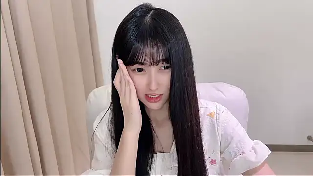 xiaooyee online show from 06/01/26, 03:25