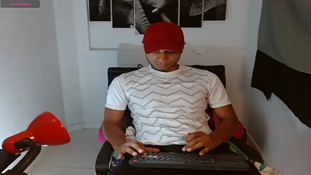 Snapshot of chrisramosv chatting on 03/26/26, 10:59 chrisramosv online show from 03/26/26, 10:59