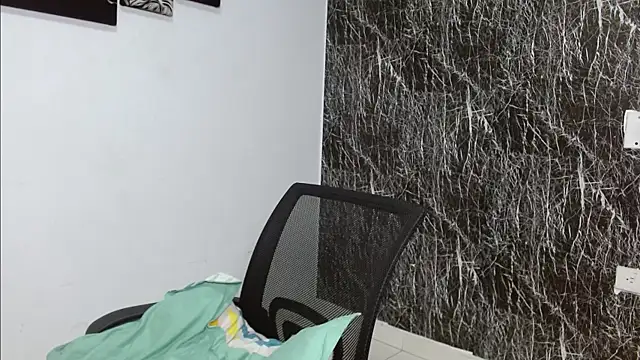 Snapshot of chrisramosv chatting on 03/30/26, 11:28 chrisramosv online show from 03/30/26, 11:28