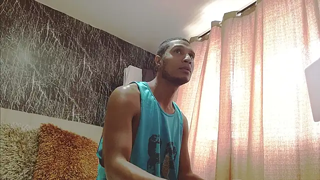 Snapshot of chrisramosv chatting on 04/06/26, 06:53 chrisramosv online show from 04/06/26, 06:53