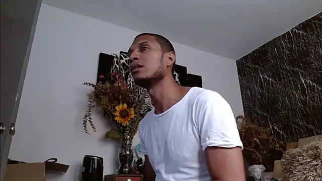 Snapshot of chrisramosv chatting on 04/07/26, 10:09 chrisramosv online show from 04/07/26, 10:09