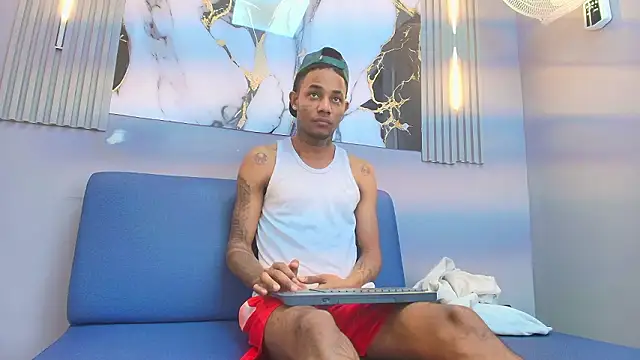 Snapshot of ARLO_MORRIS chatting on 03/14/26, 12:32 ARLO MORRIS online show from 03/14/26, 12:32