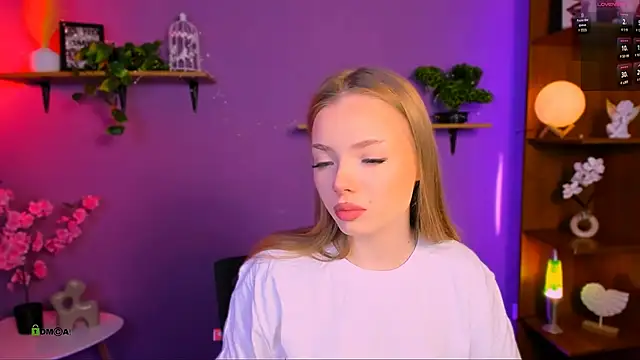 maddy moah online show from 05/25/26, 05:02