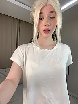 KittiLin online show from 04/08/26, 09:37