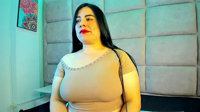 Emilyy Moon  online show from 05/23/26, 02:50