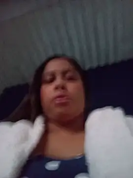 gatinha20257 online show from 06/18/26, 08:35