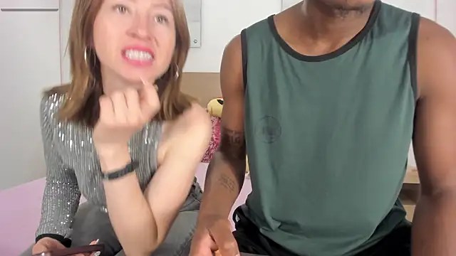 Ebony N Blonde online show from 04/07/26, 07:47