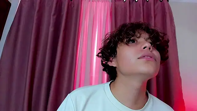 Snapshot of chico_medusa chatting on 03/13/26, 07:42 chico medusa online show from 03/13/26, 07:42