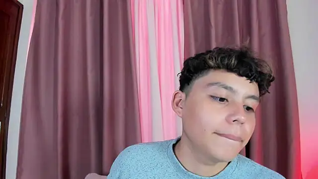 Snapshot of chico_medusa chatting on 03/21/26, 08:23 chico medusa online show from 03/21/26, 08:23