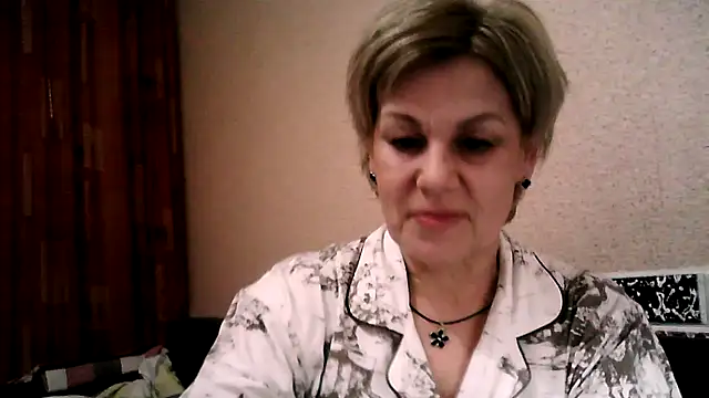 TatkaYang online show from 04/15/26, 07:58