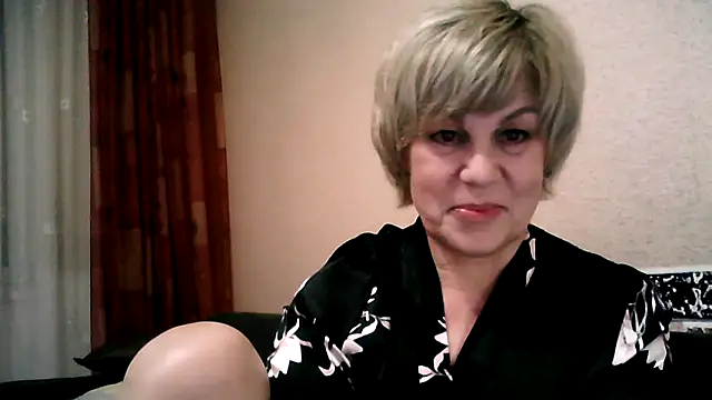 TatkaYang online show from 05/16/26, 07:56