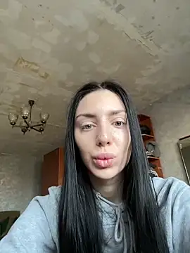 Snapshot of MishellKins chatting on 03/14/26, 11:48 MishellKins online show from 03/14/26, 11:48