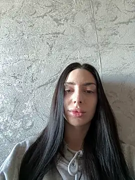 Snapshot of MishellKins chatting on 03/23/26, 12:09 MishellKins online show from 03/23/26, 12:09