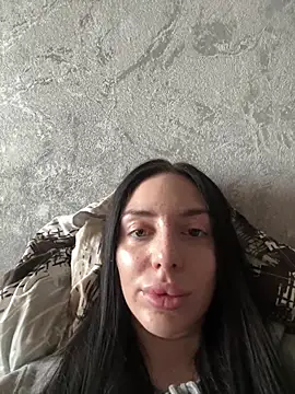 Snapshot of MishellKins chatting on 04/02/26, 10:46 MishellKins online show from 04/02/26, 10:46