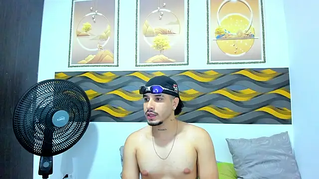 Leon Hotx online show from 05/23/26, 07:18