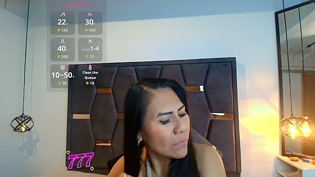 Keyla Brunette  online show from 05/18/26, 11:49