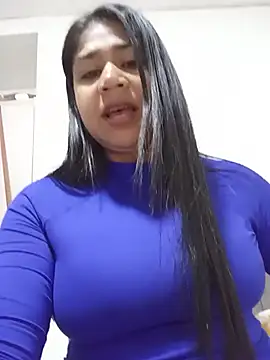 Snapshot of LexyJohnnes_ chatting on 04/11/26, 01:32 LexyJohnnes online show from 04/11/26, 01:32