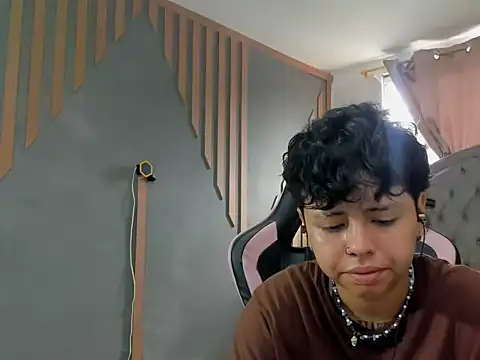 NikiEvanz online show from 03/29/26, 02:17