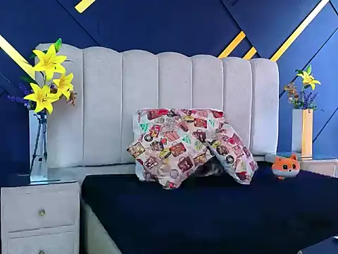 NikiEvanz online show from 04/08/26, 07:58