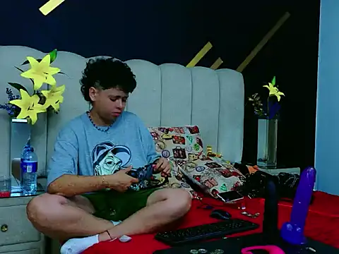 NikiEvanz online show from 04/11/26, 06:40