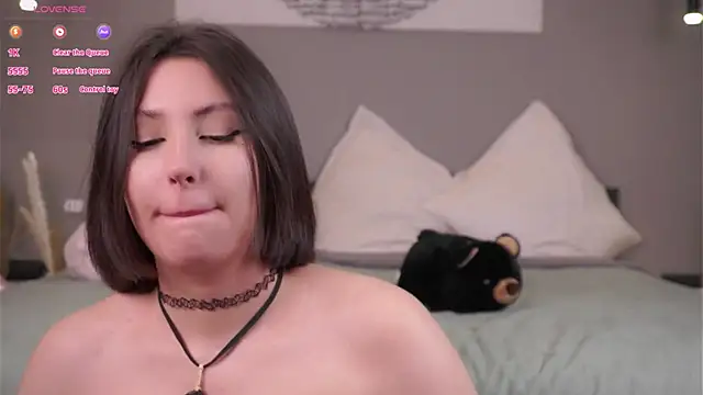 cutexe1to online show from 04/13/26, 04:51