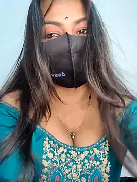 Snapshot of hot8178 chatting on 04/08/26, 06:35 hot8178 online show from 04/08/26, 06:35