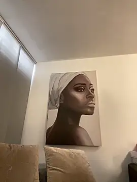 Snapshot of afrodita_pinkk chatting on 03/27/26, 05:01 afrodita pinkk online show from 03/27/26, 05:01