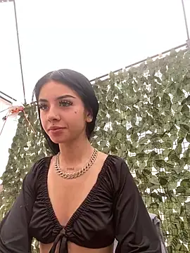 Snapshot of afrodita_pinkk chatting on 04/16/26, 04:30 afrodita pinkk online show from 04/16/26, 04:30