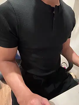 ZhangQing95 online show from 03/13/26, 12:01