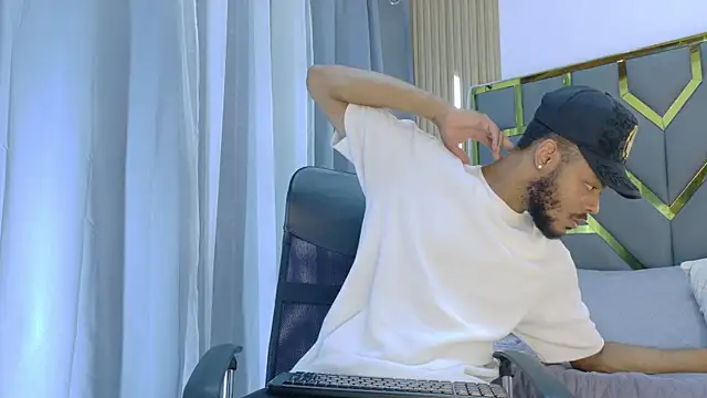 Oliver bigblack cock online show from 03/20/26, 08:14