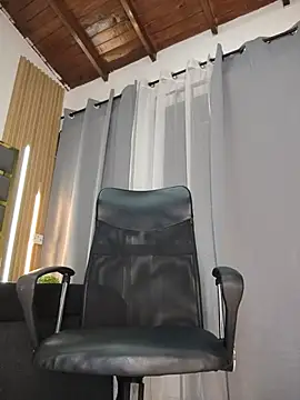 Oliver bigblack cock online show from 05/22/26, 07:08