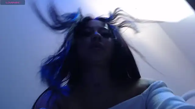 Snapshot of Sofia_xoxoo chatting on 04/07/26, 01:11 Sofia xoxoo online show from 04/07/26, 01:11