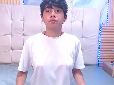 Snapshot of mauren_icarus chatting on 03/15/26, 08:59 mauren icarus online show from 03/15/26, 08:59