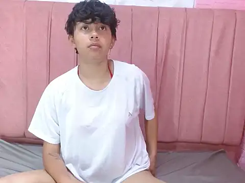 Snapshot of mauren_icarus chatting on 03/25/26, 07:31 mauren icarus online show from 03/25/26, 07:31