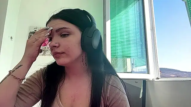 Kateqte online show from 03/15/26, 11:05