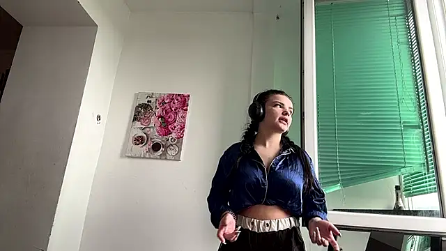 Kateqte online show from 03/19/26, 12:53