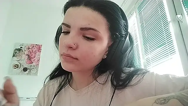 Kateqte online show from 03/31/26, 11:10