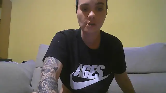 Snapshot of anastasia-evans chatting on 07/17/26, 12:56 anastasia-evans online show from 07/17/26, 12:56