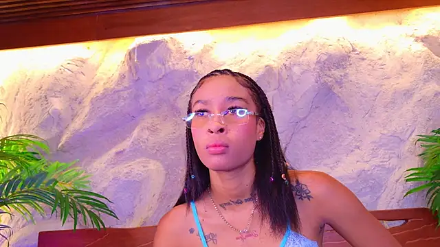 Snapshot of Barbiie_black chatting on 03/30/26, 04:19 Barbiie black online show from 03/30/26, 04:19