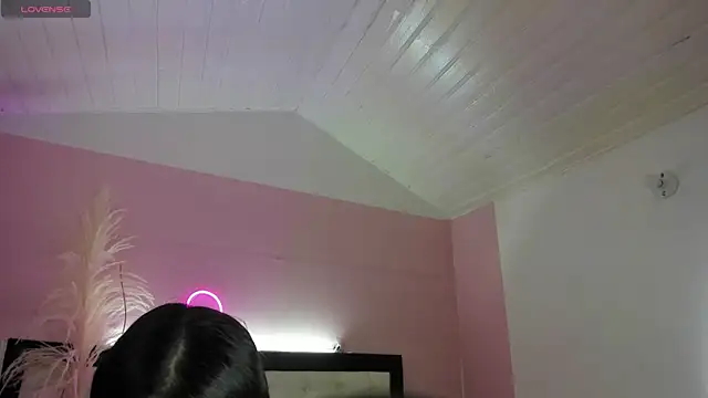 Snapshot of Julieth_Caandy chatting on 06/26/26, 11:36 Julieth Caandy online show from 06/26/26, 11:36