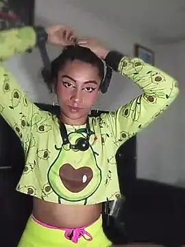 KattyBerryX online show from 04/16/26, 09:39