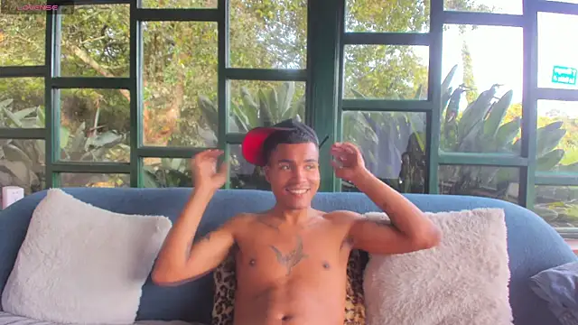 StivennCardona online show from 04/10/26, 09:08