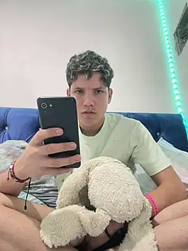 Theus26  online show from 03/31/26, 12:01